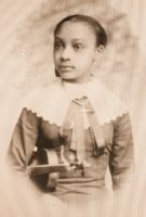 Ida Elizabeth Bowser with violin